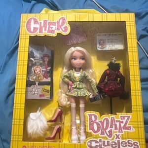 NEW IN BOX - Bratz • Clueless Cher Doll